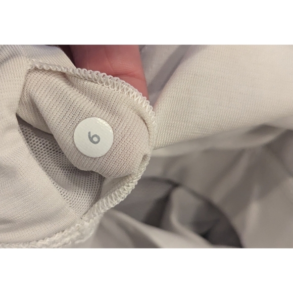 Lululemon Fast as Light 2 In 1 White Tank Top Sports Bra Combo Size 6 - Picture 3 of 6